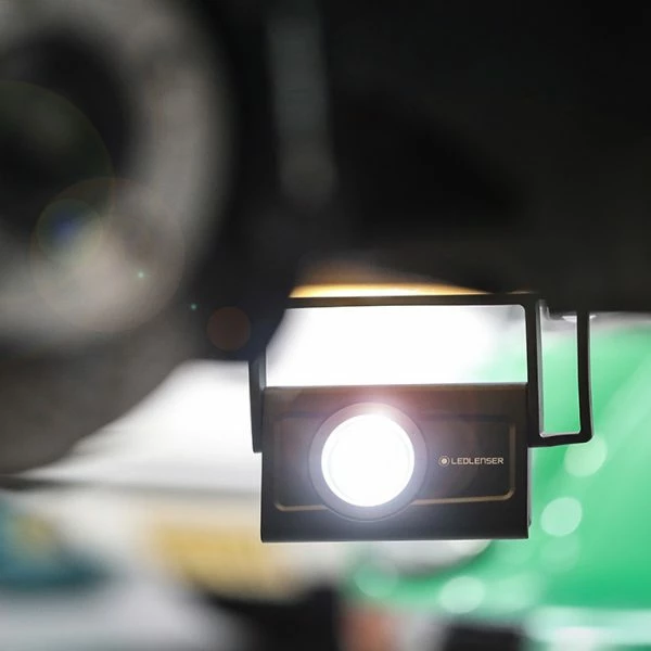 Brand new ๐ Automotive Repair Flashlights LEDLenser IF4R Rechargeable Flood Worklight | 2500 Lumens ๐ 6 Brand new ๐ Automotive Repair Flashlights LEDLenser IF4R Rechargeable Flood Worklight | 2500 Lumens ๐ - Image 4