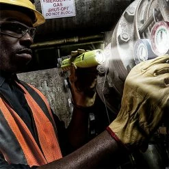 Outlet ❤️ Automotive Repair Flashlights Pelican 3345 Dual Beam Flashlight | Intrinsically Safe | Pelican Distributor 😉 -Brightguy Online Shop Pelican 3345 Flashlight 4